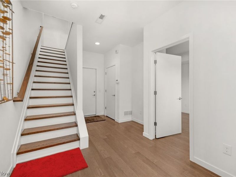 18875 Riversouth Terrace, Unit 35, Fairview Park, OH 44126 Photo 5