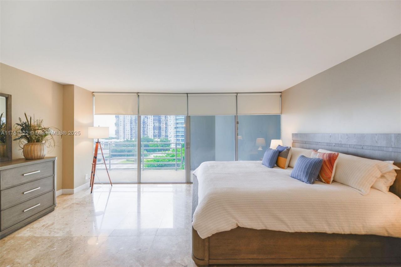 2025 Brickell Ave, Unit 901, Miami, FL 33129 Photo