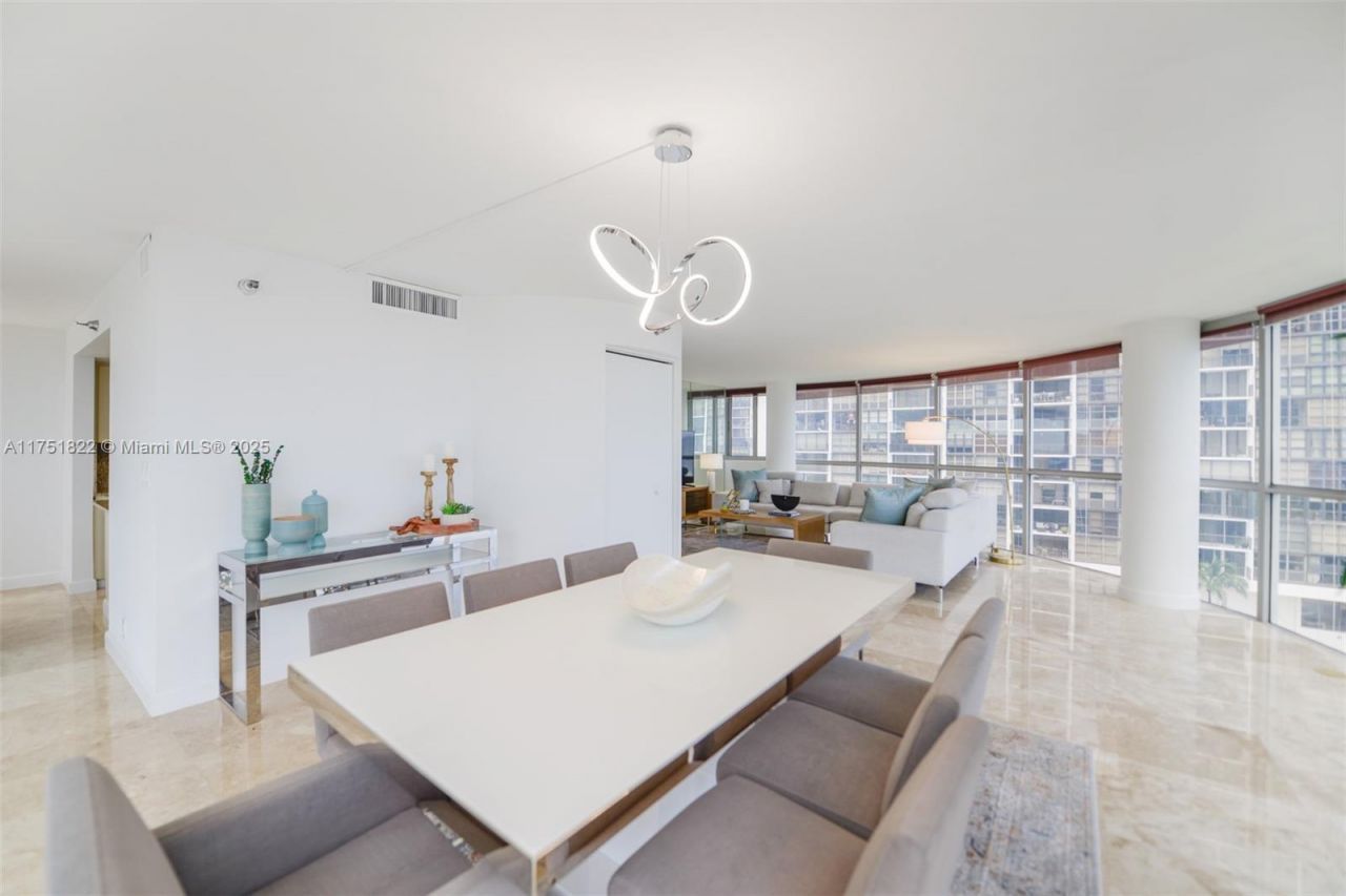 2025 Brickell Ave, Unit 901, Miami, FL 33129 Photo
