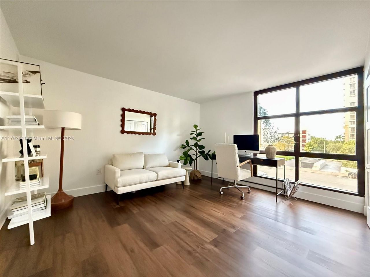 600 Biltmore Way, Unit 215, Coral Gables, FL 33134 Photo