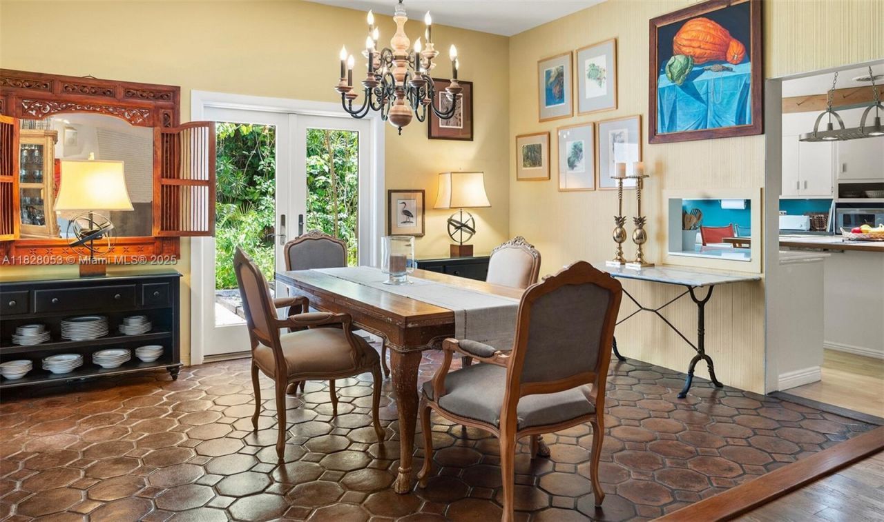 3540 N Moorings Way, Miami, FL 33133 Photo