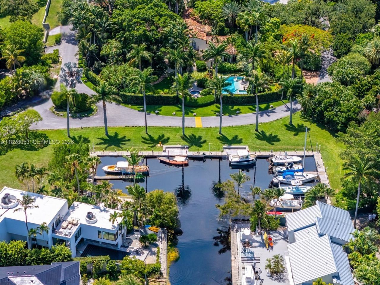 3540 N Moorings Way, Miami, FL 33133 Photo