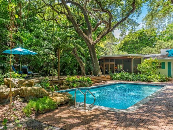 3540 N Moorings Way, Miami, FL 33133