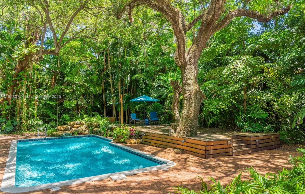 3540 N Moorings Way, Miami, FL 33133 Photo