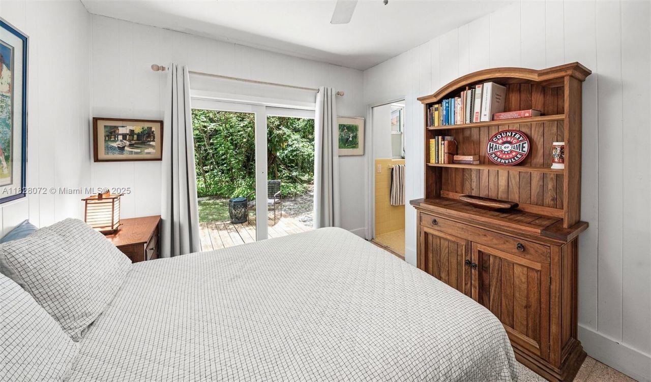 3540 N Moorings Way, Miami, FL 33133 Photo