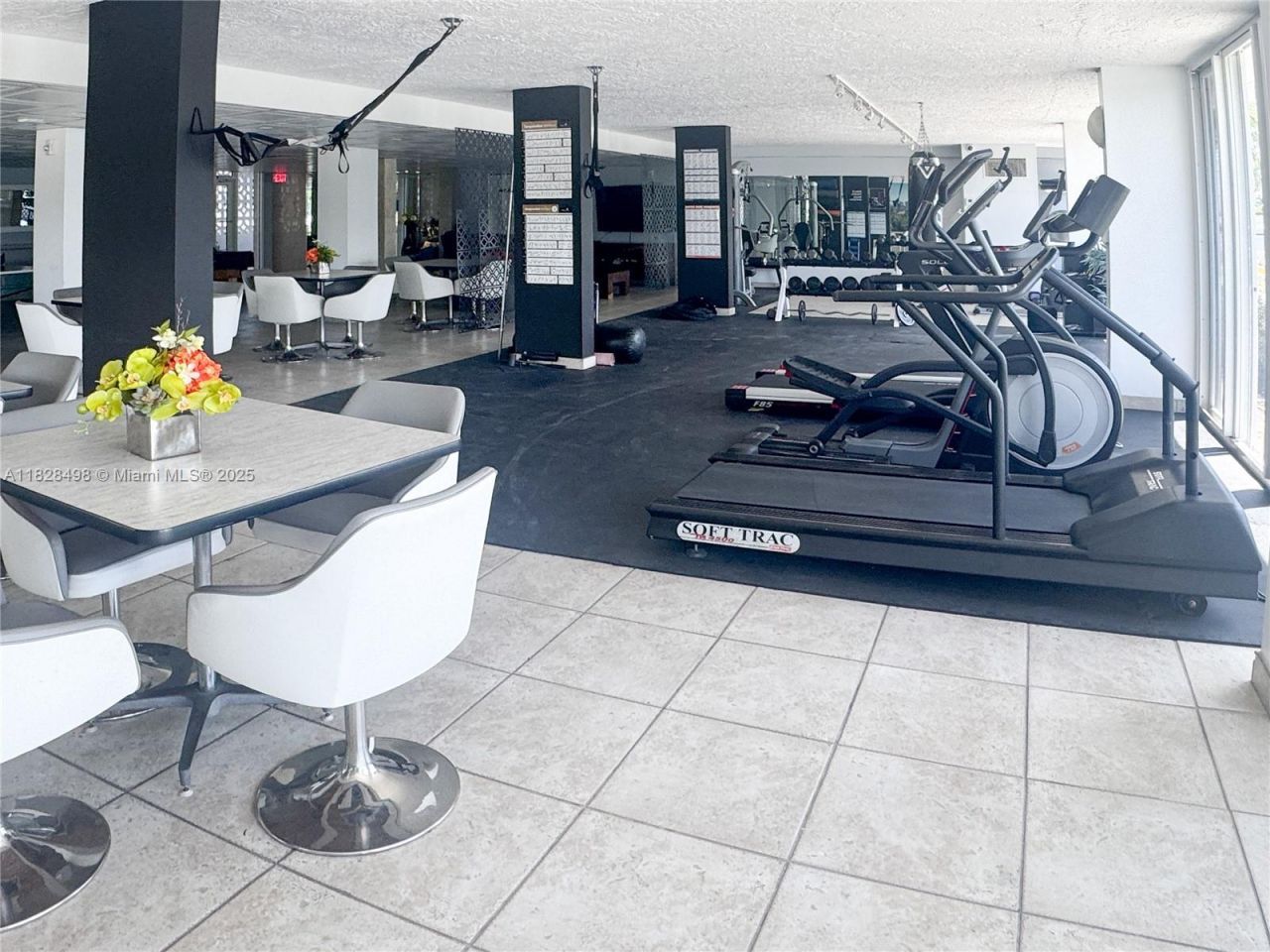 121 Golden Isles Dr, Unit 1107, Hallandale Beach, FL 33009 Photo