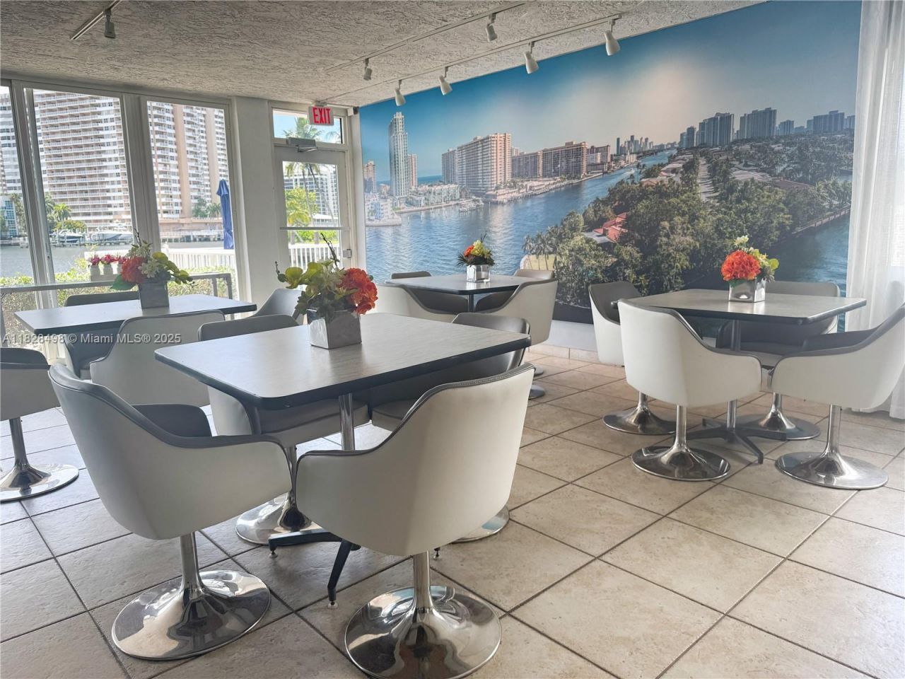 121 Golden Isles Dr, Unit 1107, Hallandale Beach, FL 33009 Photo