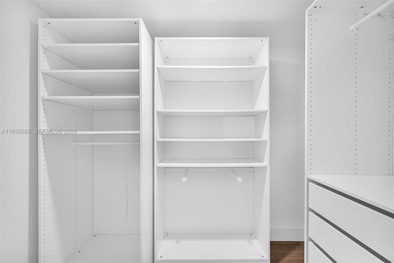 1025 92nd St, Unit 602, Bay Harbor Islands, FL 33154 Photo