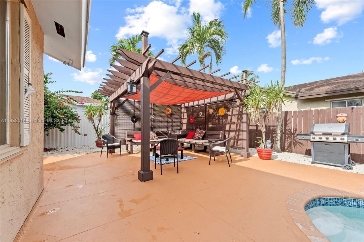 17130 SW 93rd Ave, Palmetto Bay, FL 33157 Photo