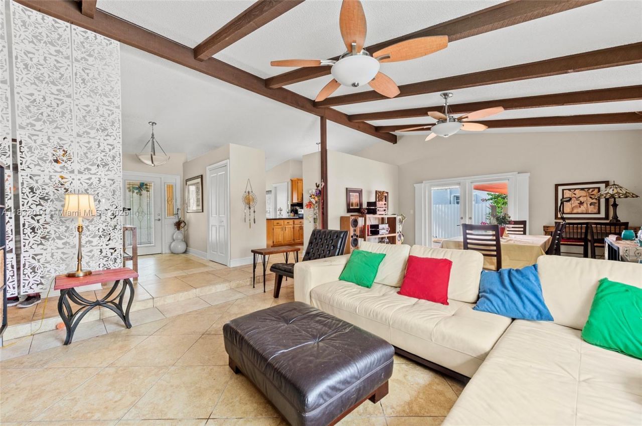 17130 SW 93rd Ave, Palmetto Bay, FL 33157 Photo