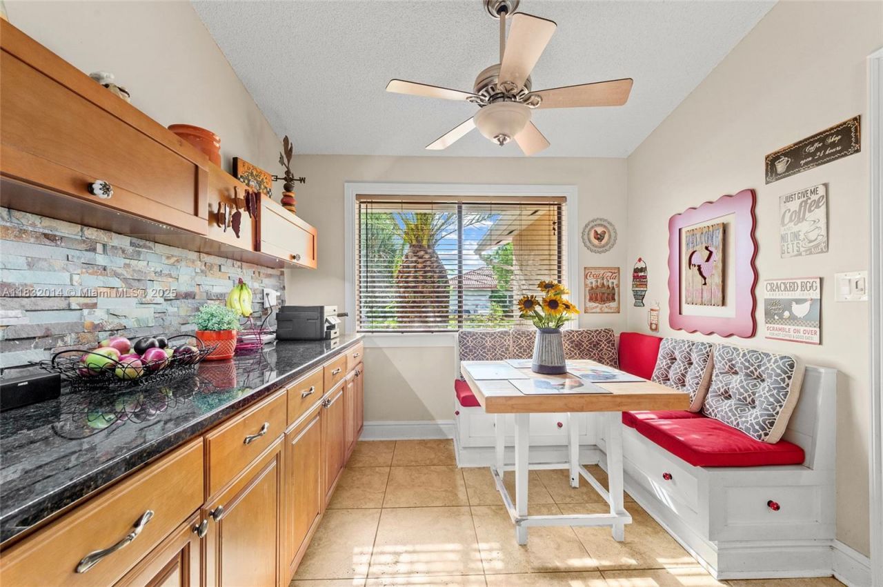 17130 SW 93rd Ave, Palmetto Bay, FL 33157 Photo