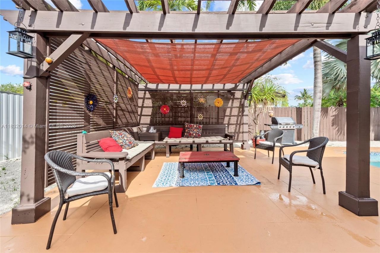 17130 SW 93rd Ave, Palmetto Bay, FL 33157 Photo