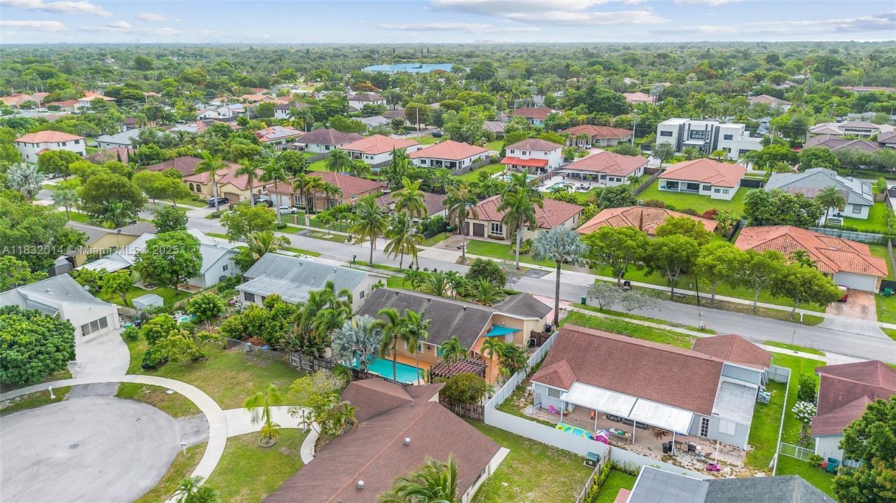 17130 SW 93rd Ave, Palmetto Bay, FL 33157 Photo