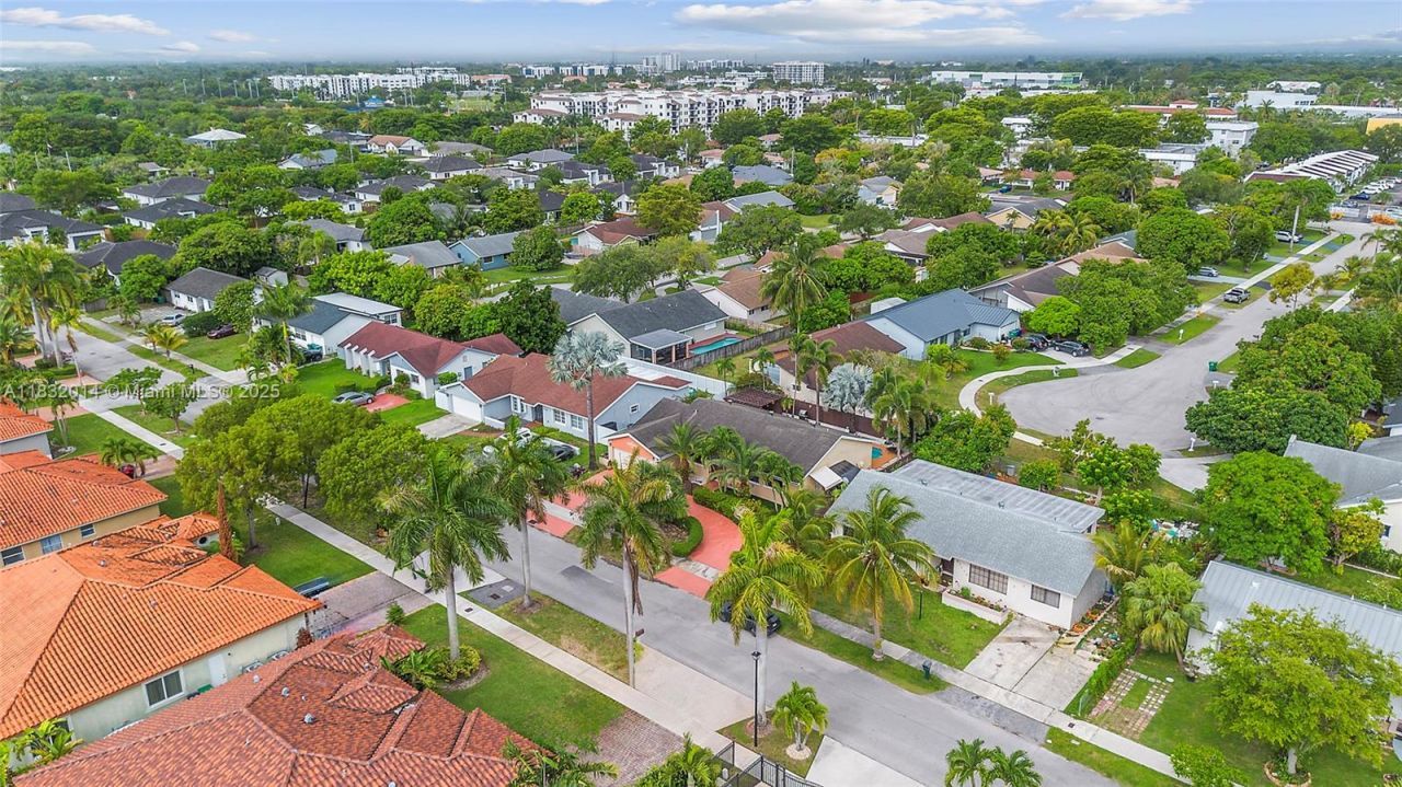 17130 SW 93rd Ave, Palmetto Bay, FL 33157 Photo