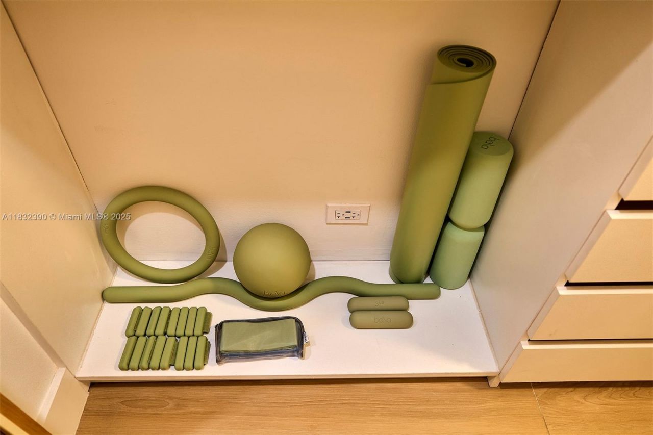 Please Call For Address, Unit 1429, Miami Beach, FL 33139 Photo