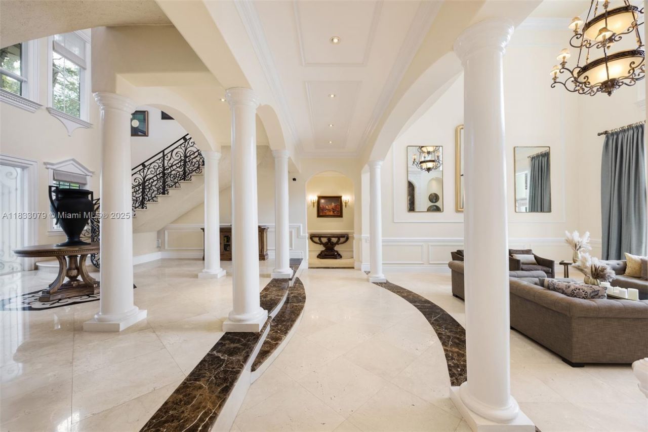 7245 SW 104th St, Pinecrest, FL 33156 Photo