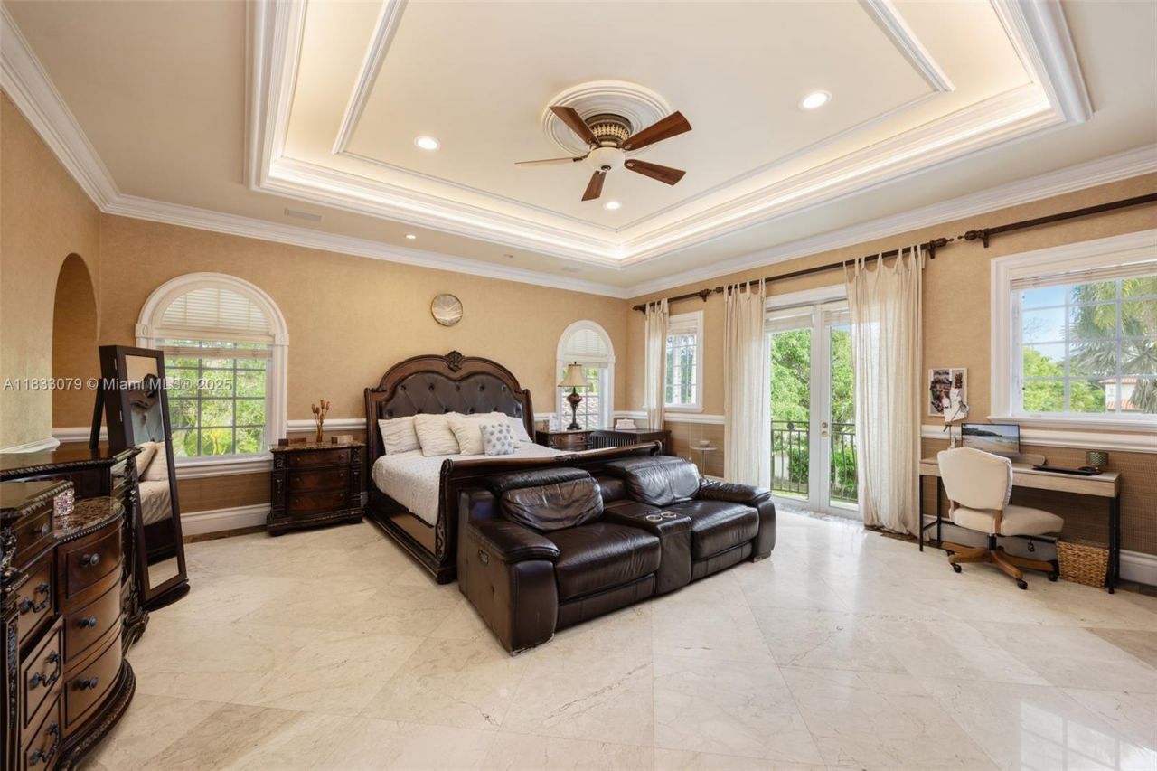 7245 SW 104th St, Pinecrest, FL 33156 Photo