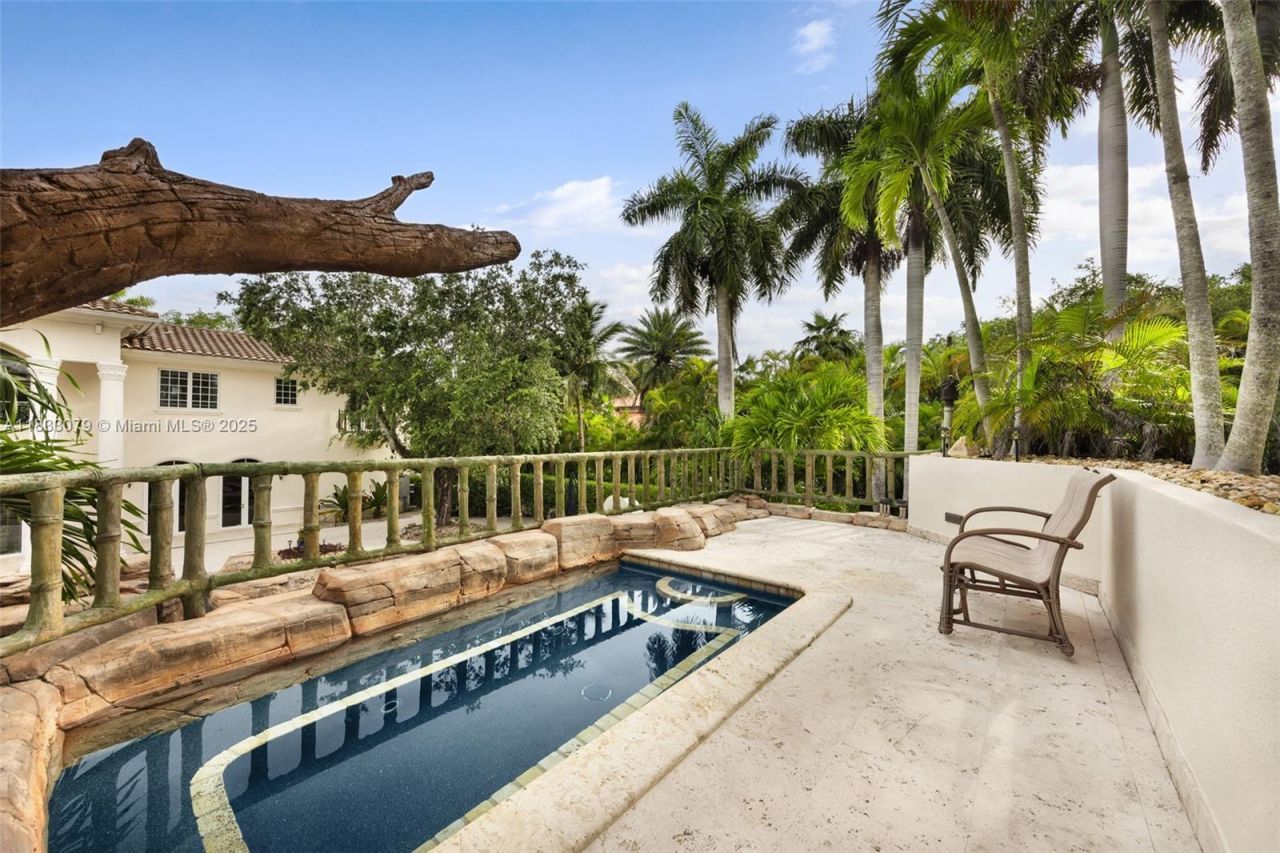 7245 SW 104th St, Pinecrest, FL 33156 Photo