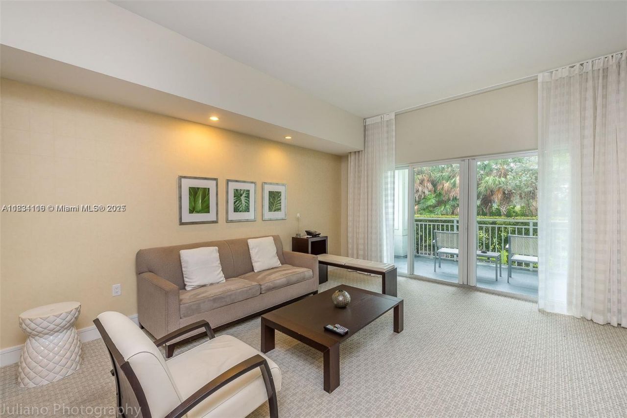 5300 NW 87th Ave, Unit 1201, Doral, FL 33178 Photo