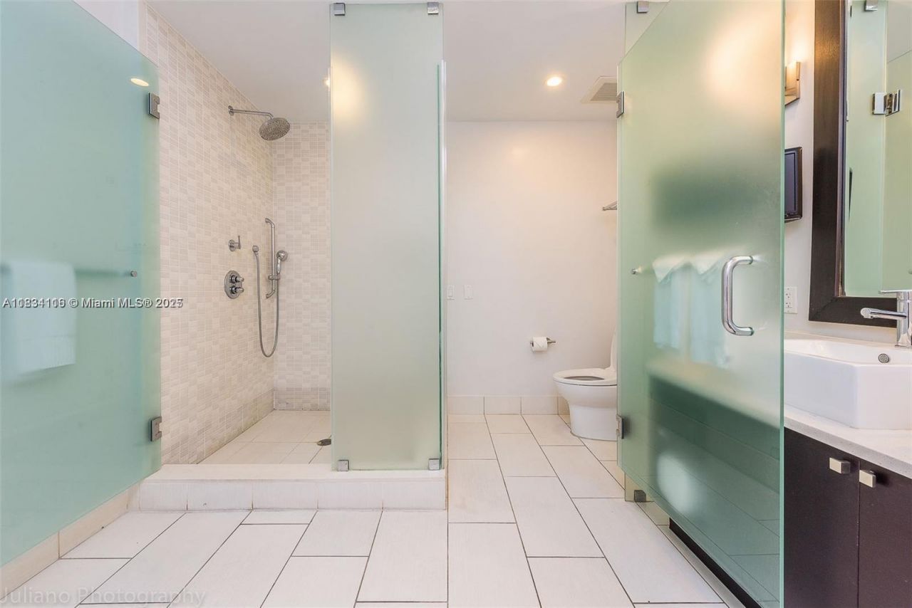 5300 NW 87th Ave, Unit 1201, Doral, FL 33178 Photo