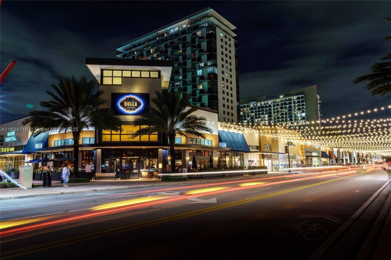 5300 NW 87th Ave, Unit 1201, Doral, FL 33178 Photo