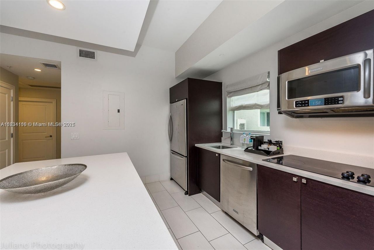 5300 NW 87th Ave, Unit 1201, Doral, FL 33178 Photo