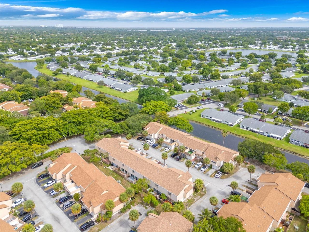 8256 NW 9th Ct, Unit 2, Plantation, FL 33324 Photo