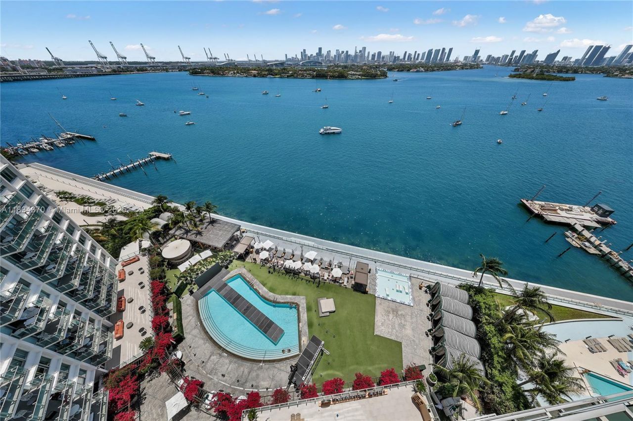 1100 West Ave, Unit 1614, Miami Beach, FL 33139 Photo