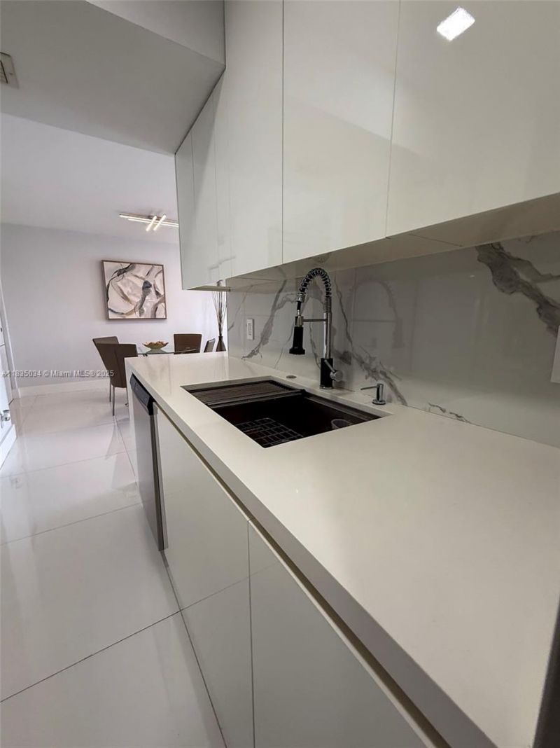 20379 W Country Club Dr, Unit 1434, Aventura, FL 33180 Photo