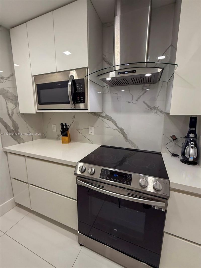 20379 W Country Club Dr, Unit 1434, Aventura, FL 33180 Photo