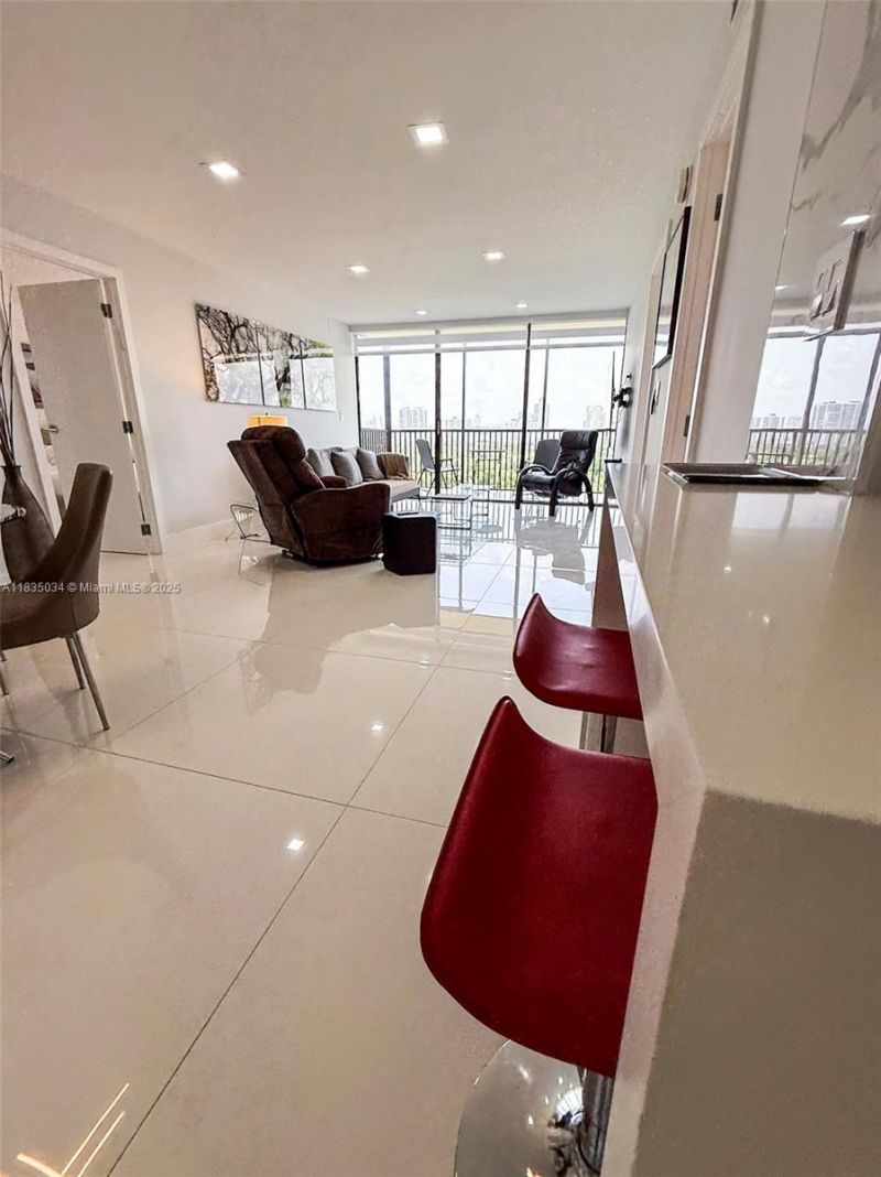 20379 W Country Club Dr, Unit 1434, Aventura, FL 33180 Photo