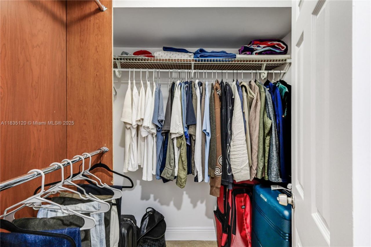 401 Ocean Dr, Unit 1024, Miami Beach, FL 33139 Photo