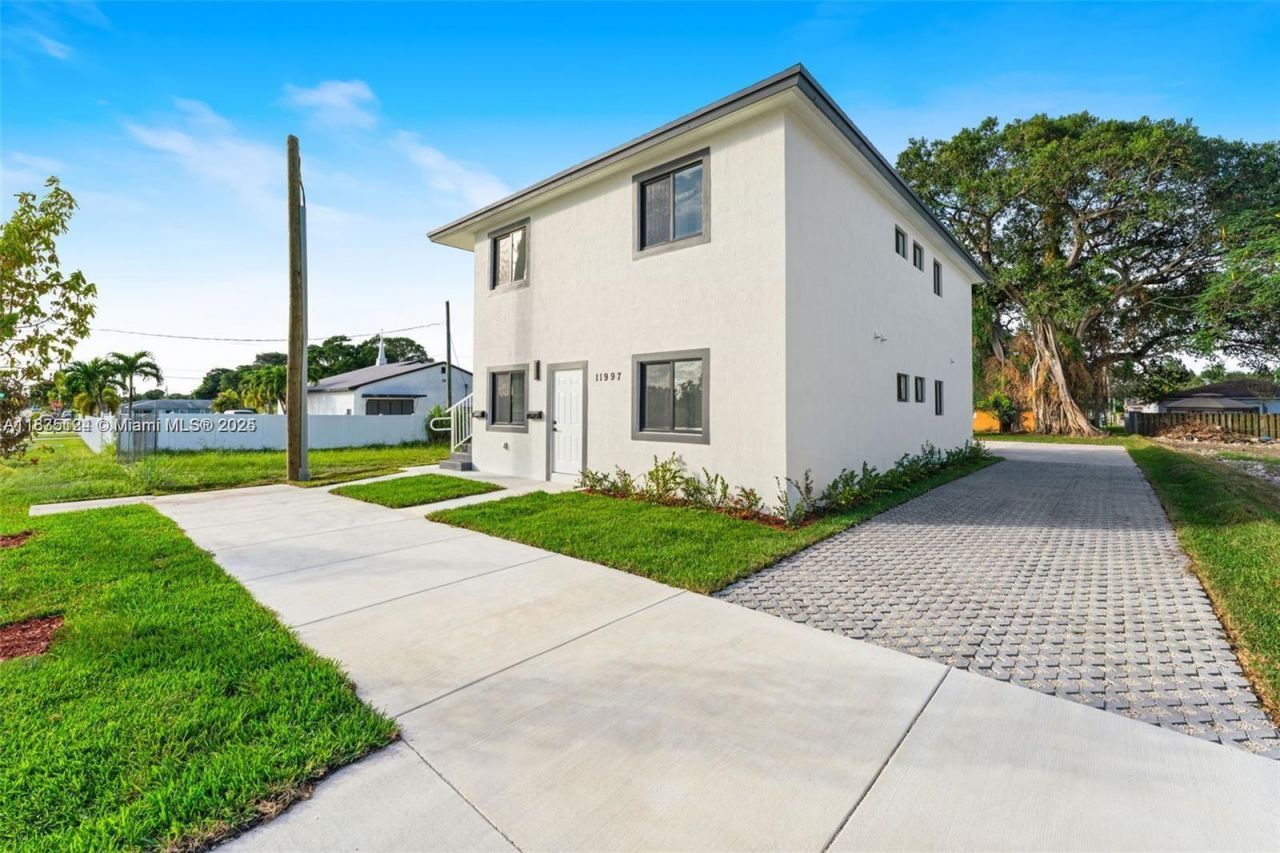 11997 SW 218th St, Unit 1, Miami, FL 33170 Photo