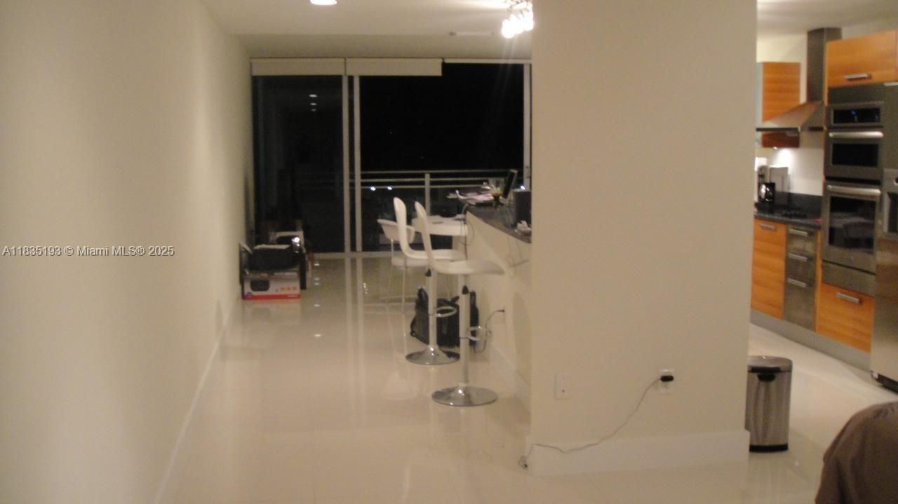 2950 NE 188th St, Unit 222, Aventura, FL 33180 Photo