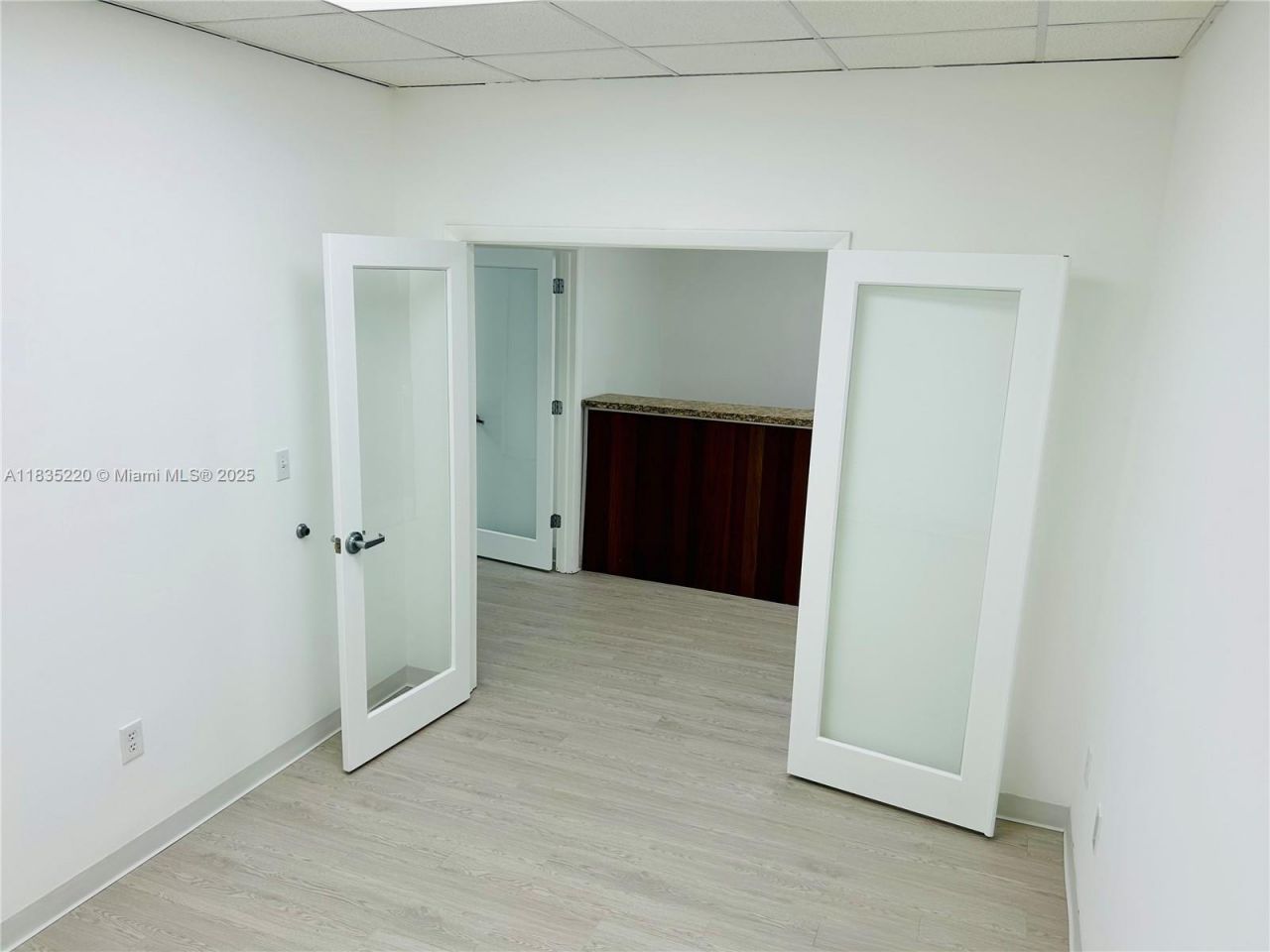 10305 NW 41st St, Unit 100, Doral, FL 33178 Photo