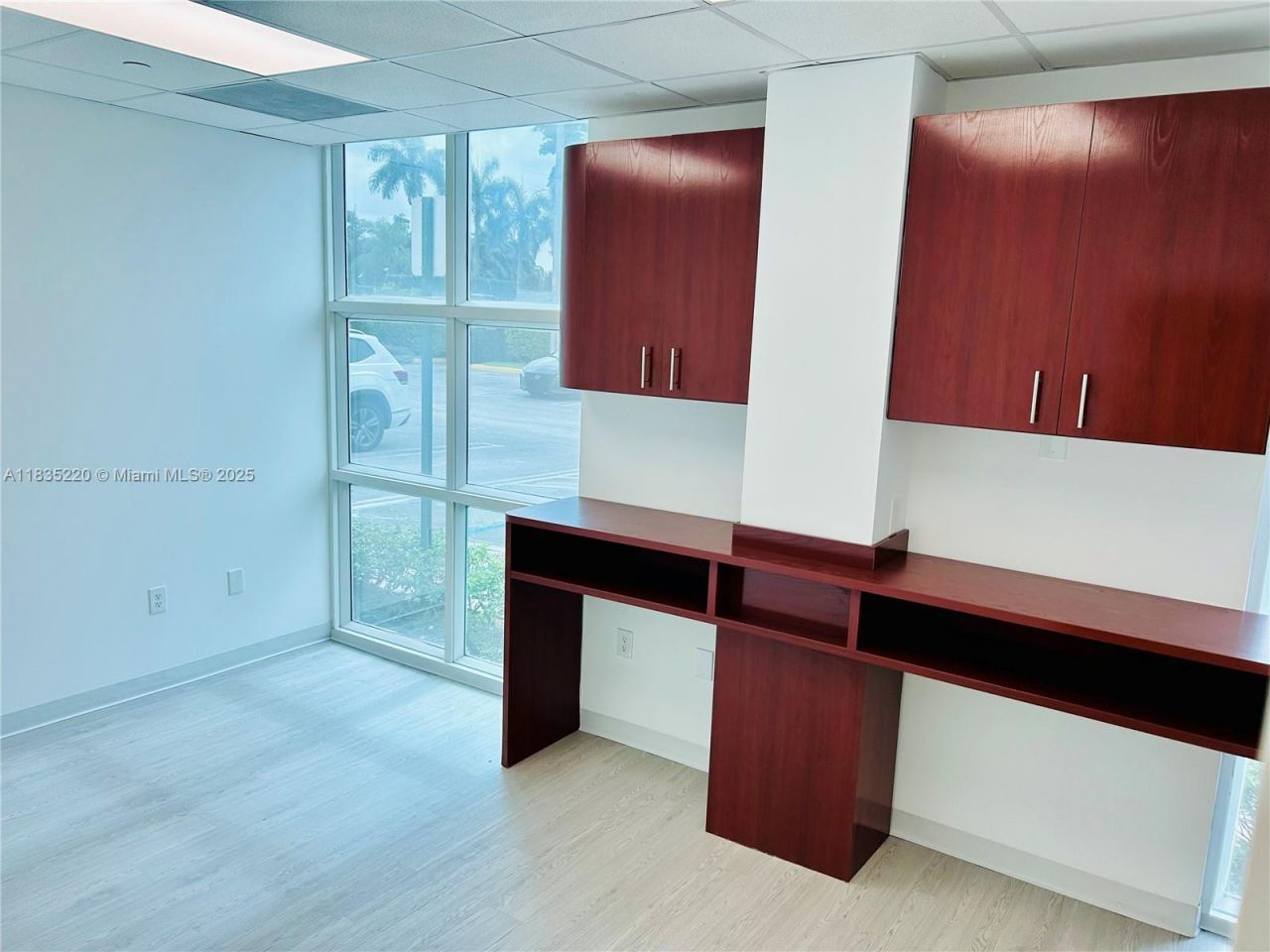 10305 NW 41st St, Unit 100, Doral, FL 33178 Photo