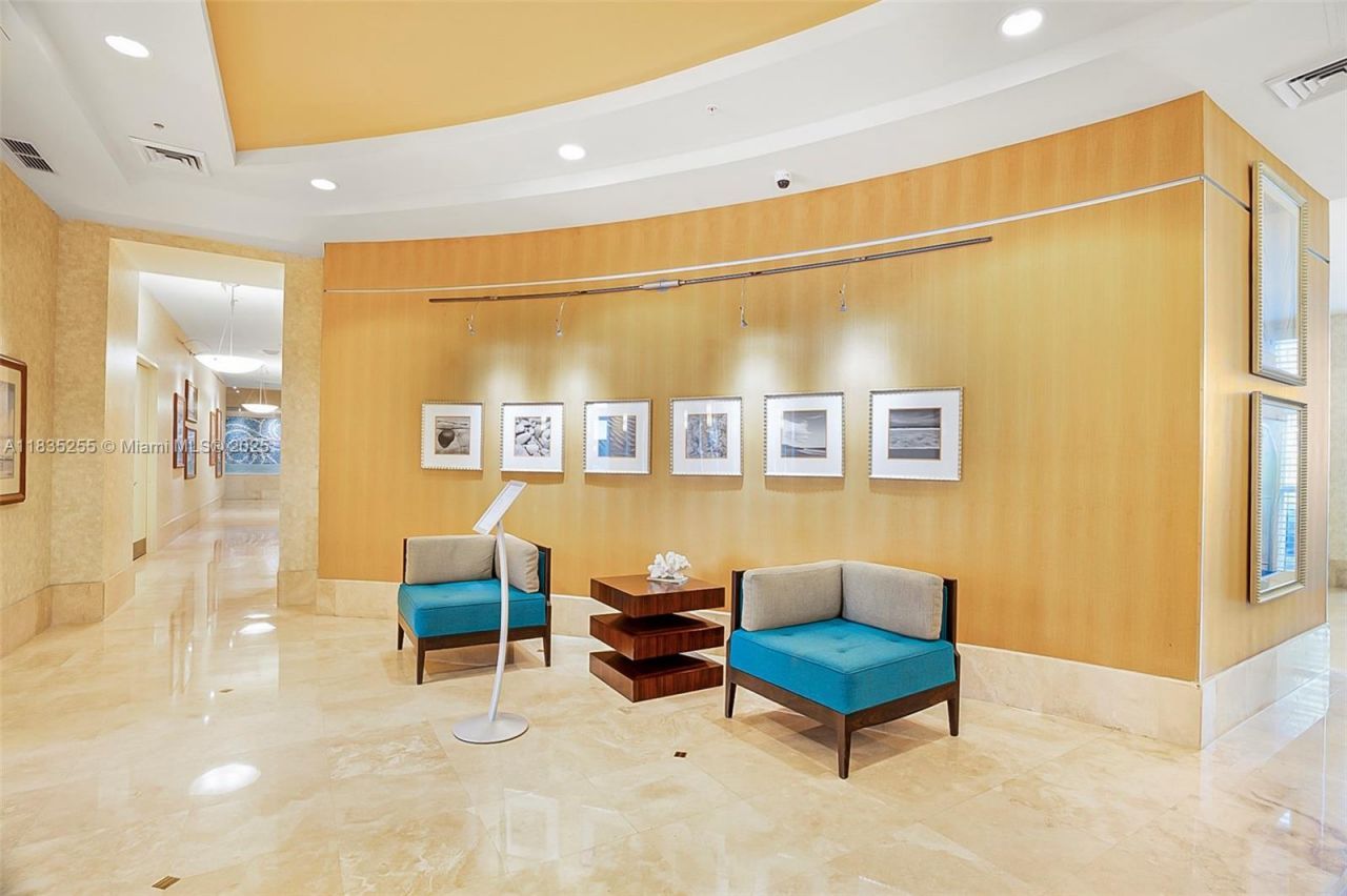 1945 S Ocean Dr, Unit 901, Hallandale Beach, FL 33009 Photo