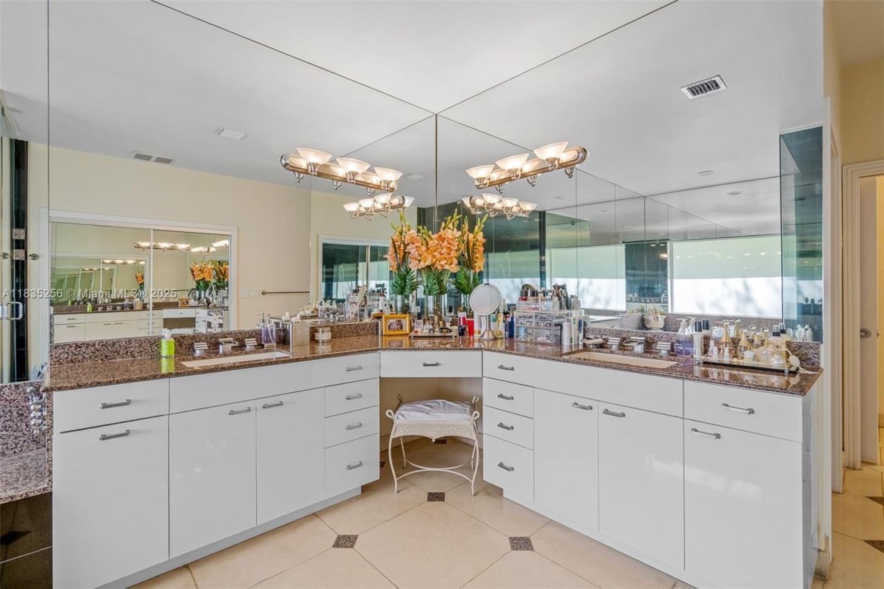 10735 SW 58th Ave, Pinecrest, FL 33156 Photo