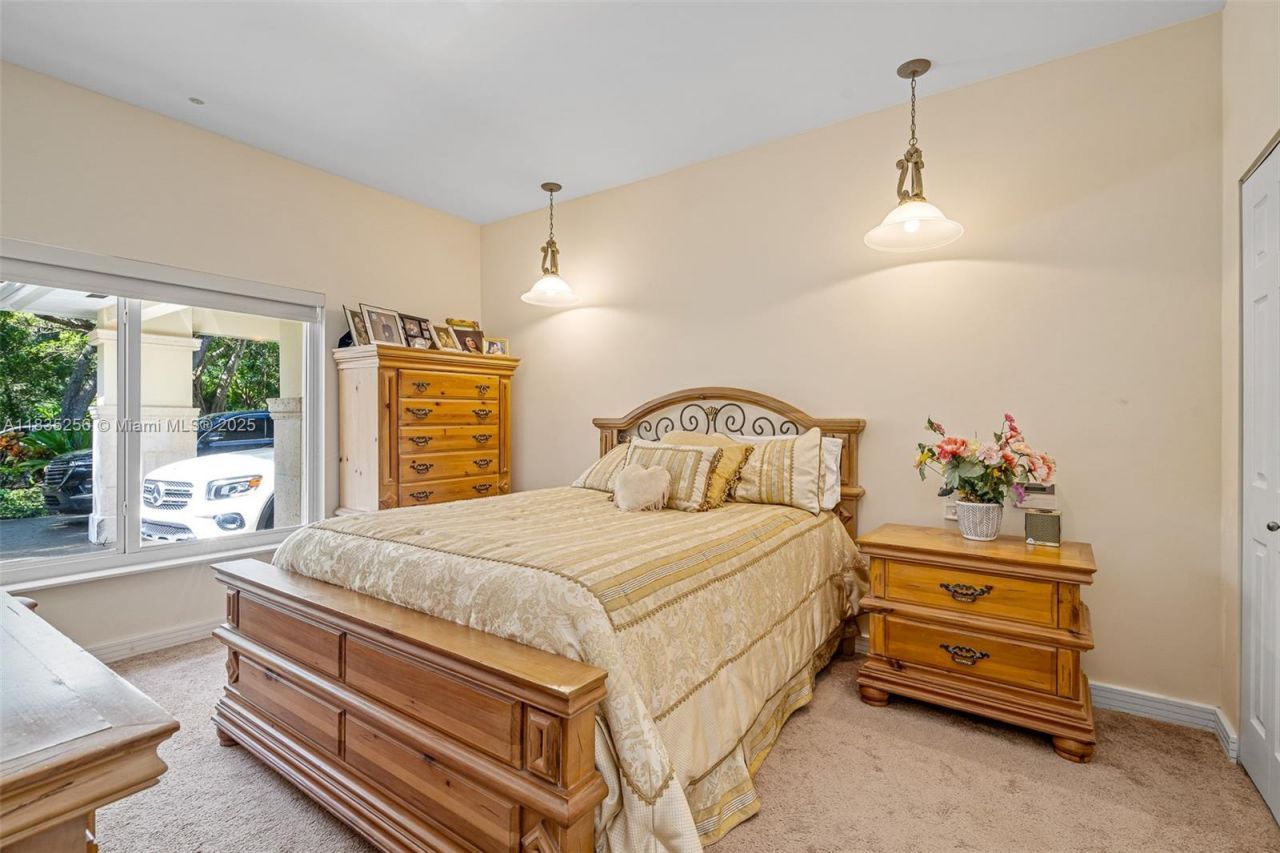 10735 SW 58th Ave, Pinecrest, FL 33156 Photo