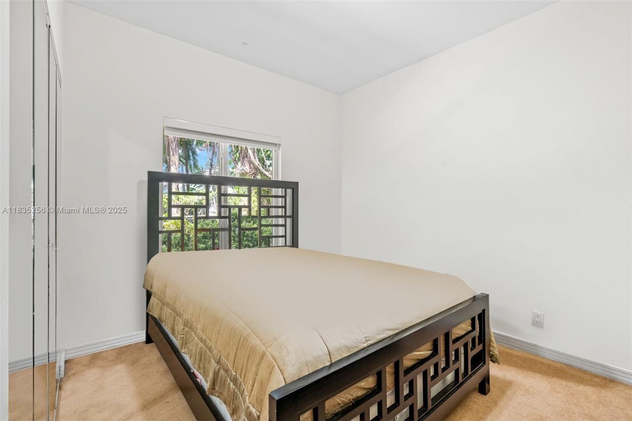 10735 SW 58th Ave, Pinecrest, FL 33156 Photo