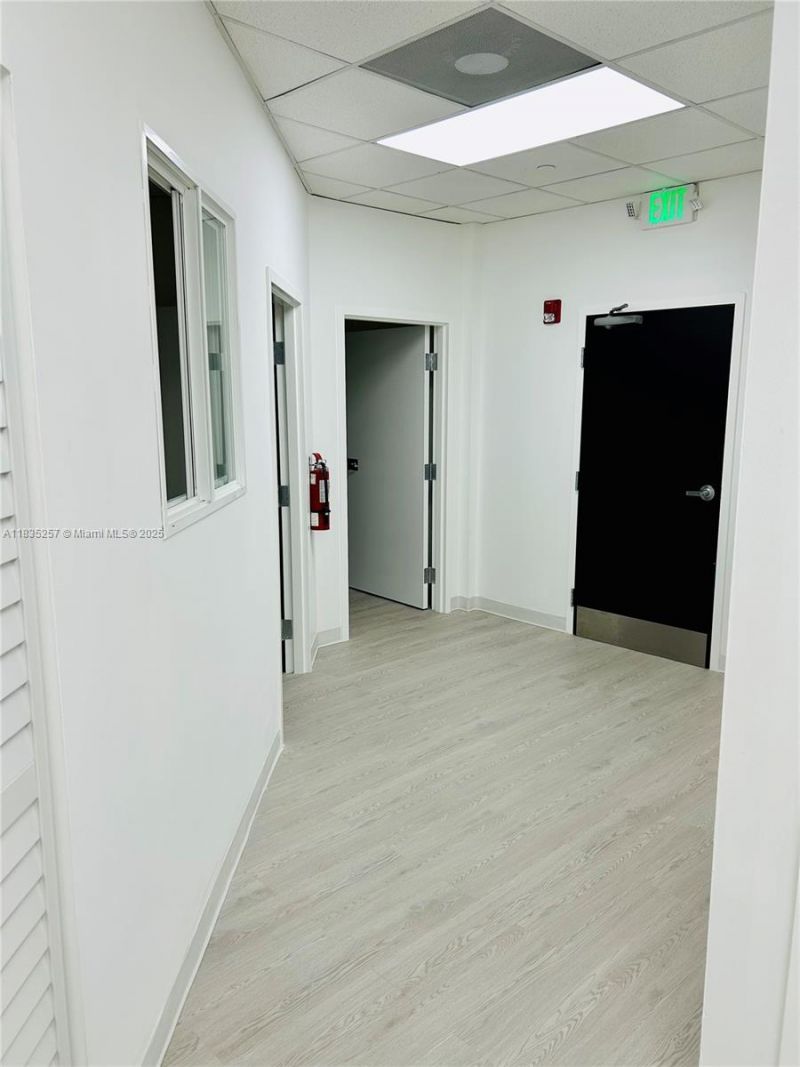 10305 NW 41st St, Unit 107, Doral, FL 33178 Photo