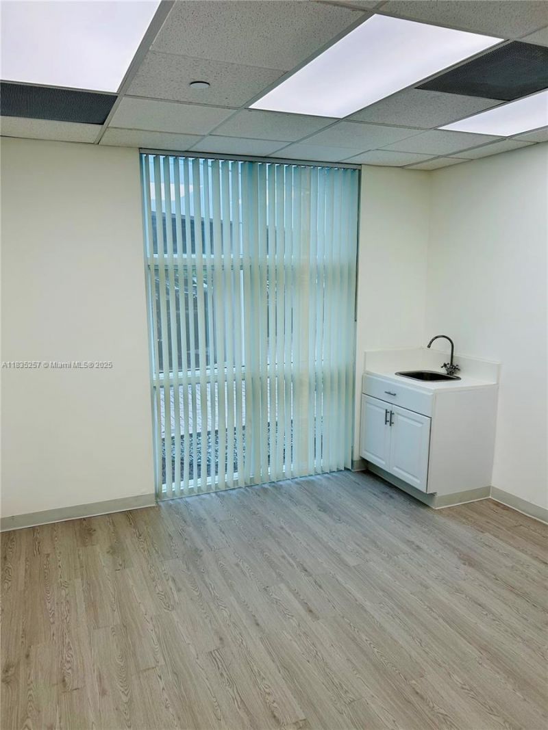 10305 NW 41st St, Unit 107, Doral, FL 33178 Photo