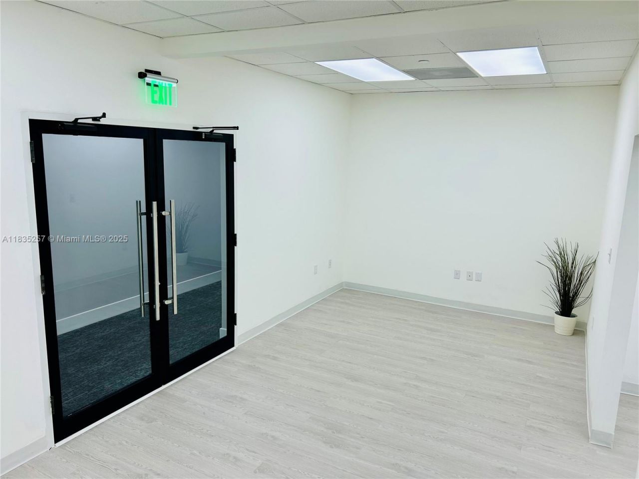 10305 NW 41st St, Unit 107, Doral, FL 33178 Photo