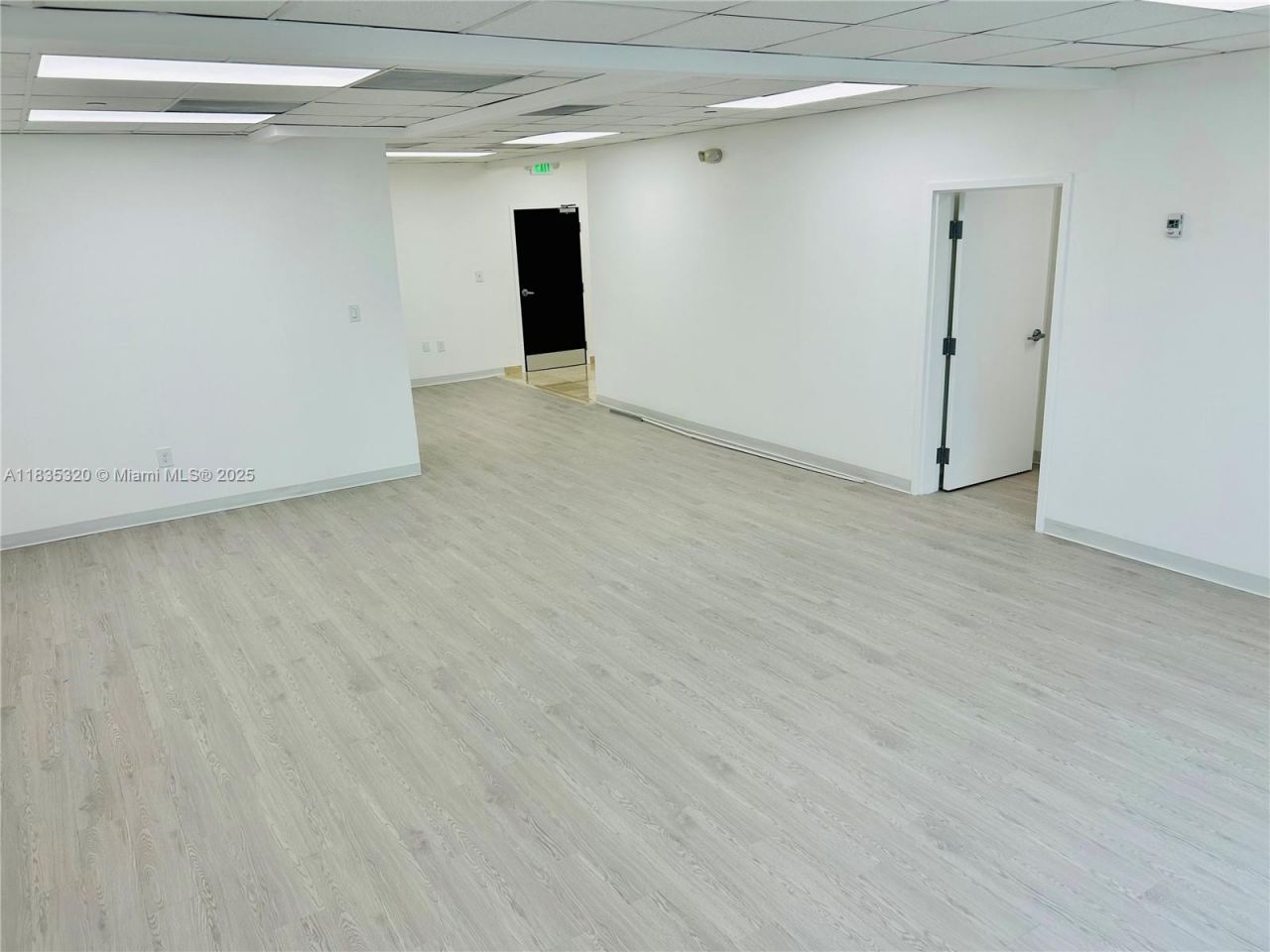 10305 NW 41st St, Unit 204, Doral, FL 33178 Photo