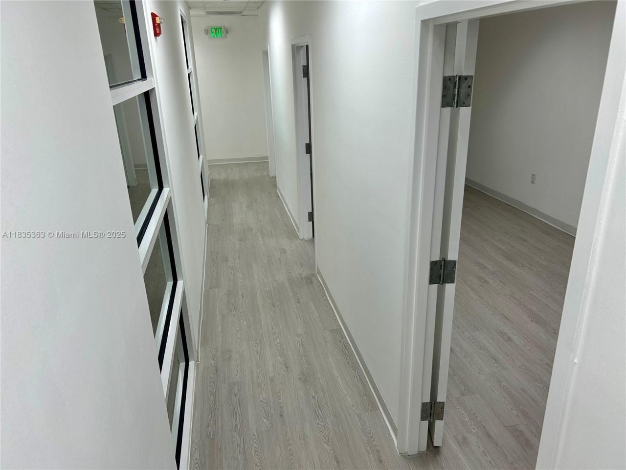 10305 NW 41st St, Unit 221, Doral, FL 33178 Photo