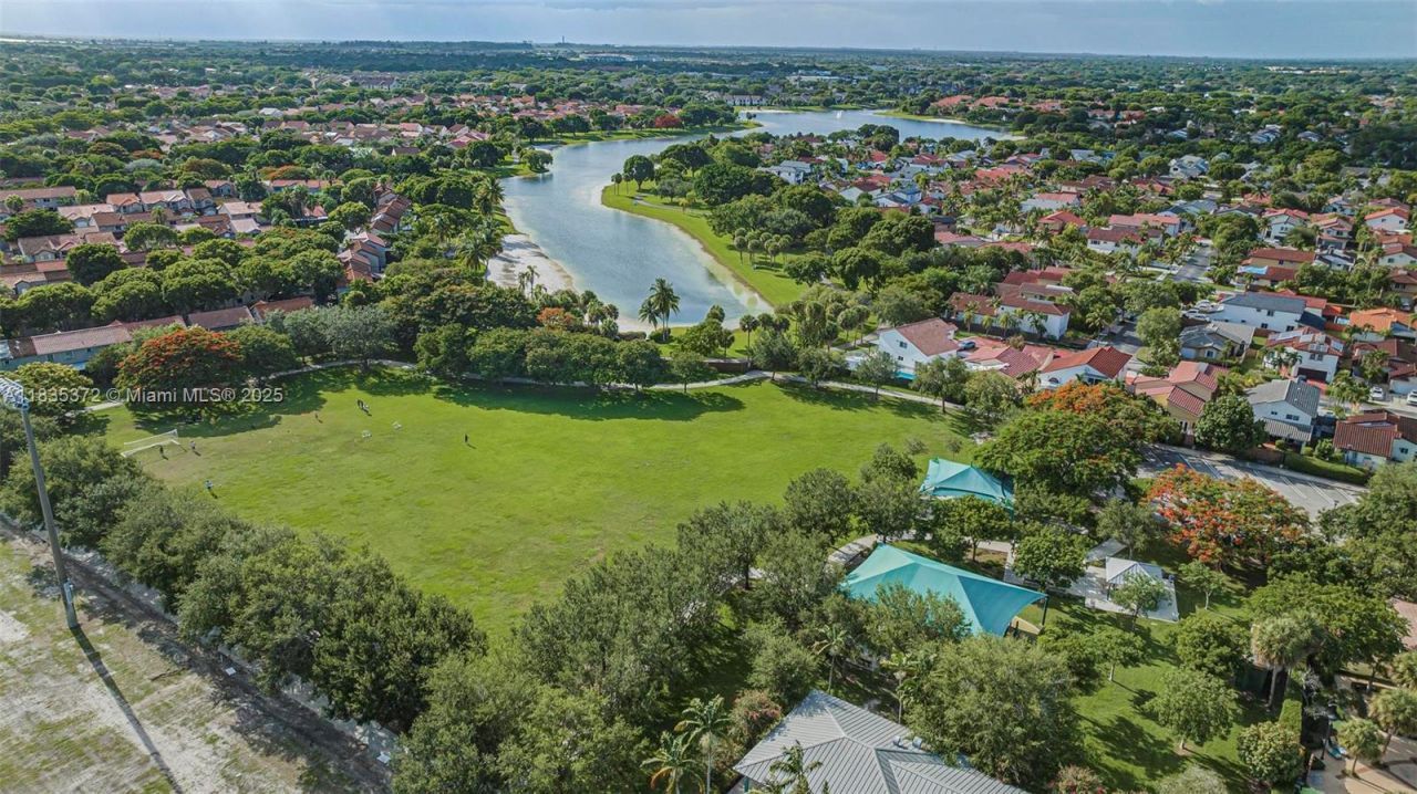 11532 SW 148th Path, Miami, FL 33196 Photo