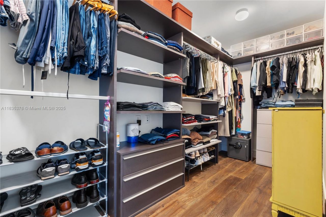 3250 NE 188th St, Unit LPH02, Aventura, FL 33180 Photo