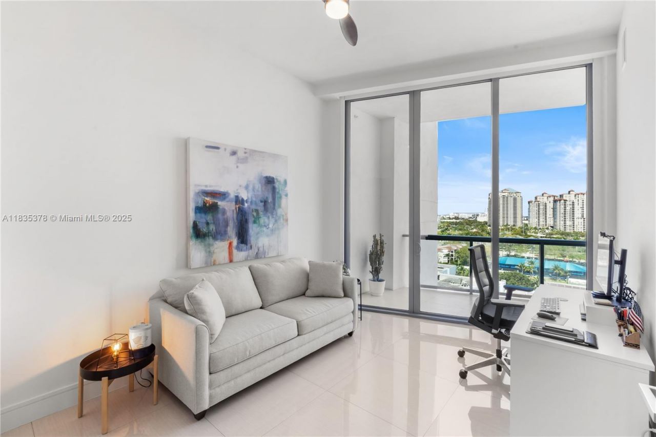 3250 NE 188th St, Unit LPH02, Aventura, FL 33180 Photo