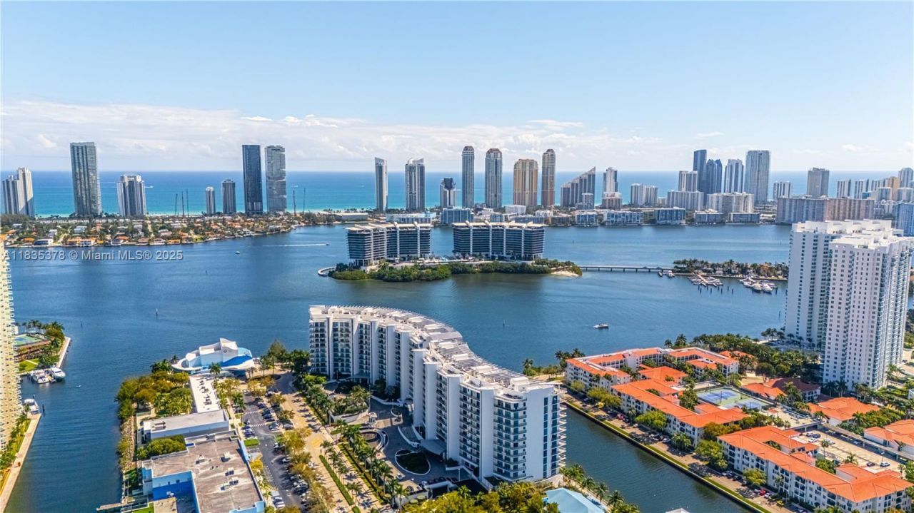 3250 NE 188th St, Unit LPH02, Aventura, FL 33180 Photo