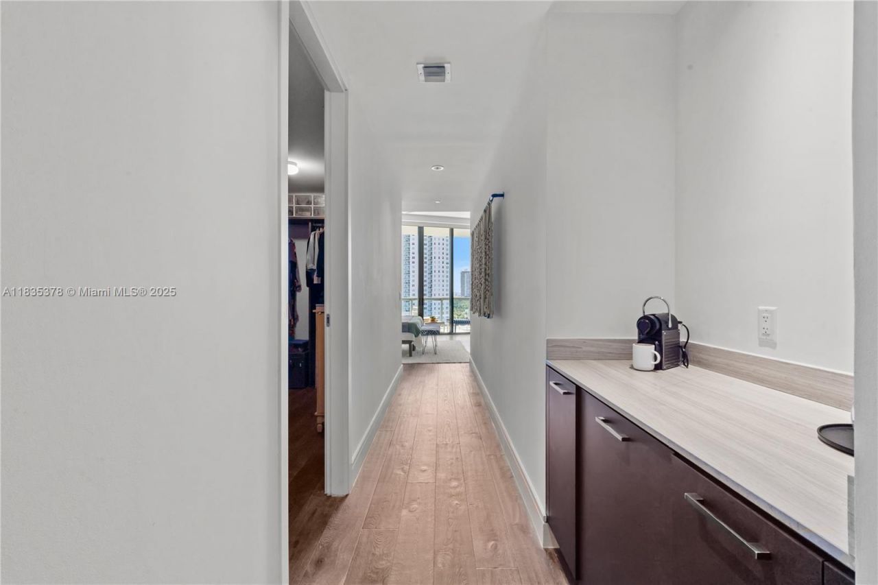 3250 NE 188th St, Unit LPH02, Aventura, FL 33180 Photo